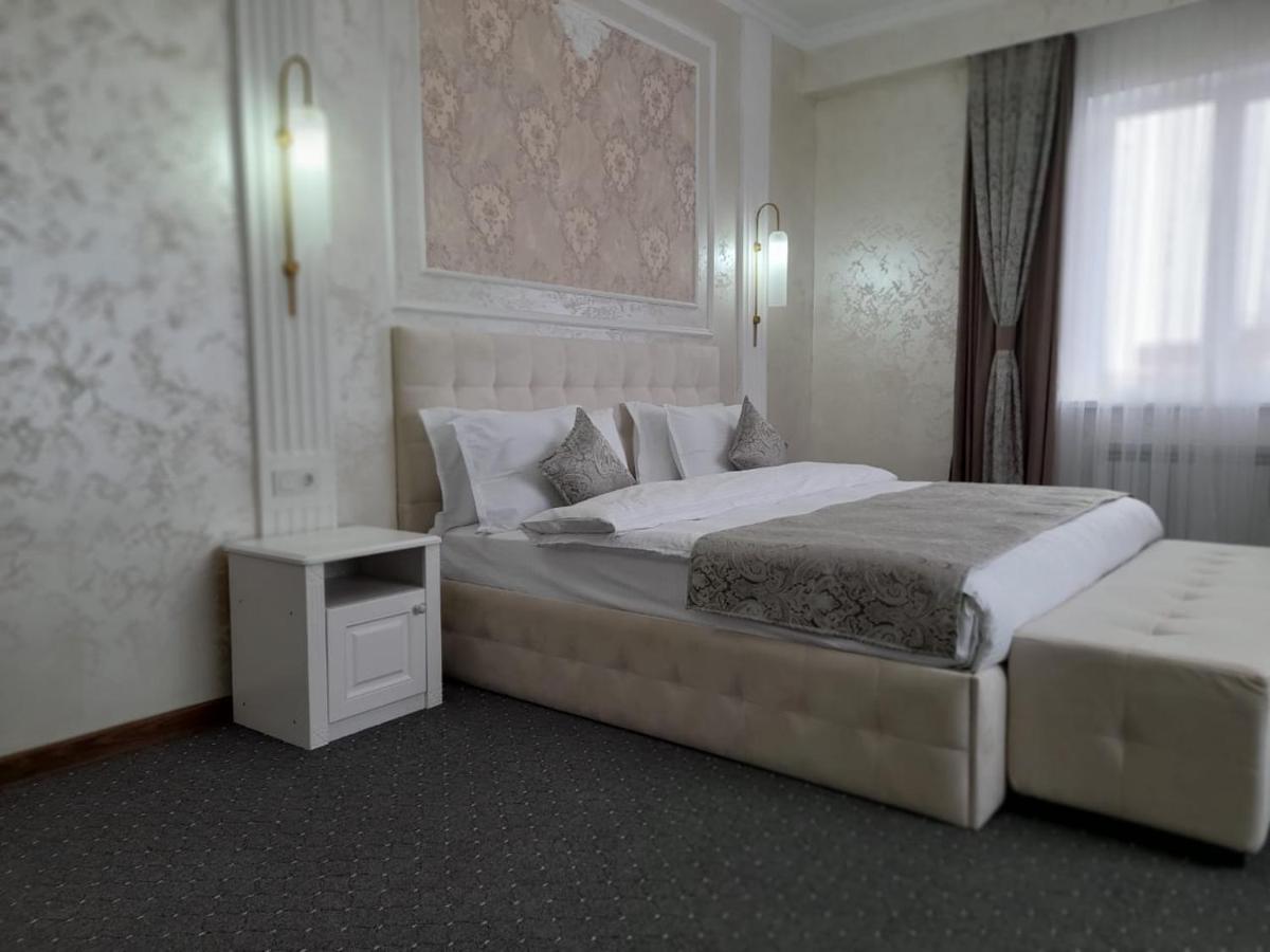 Dora Hotel Shymkent Exterior photo
