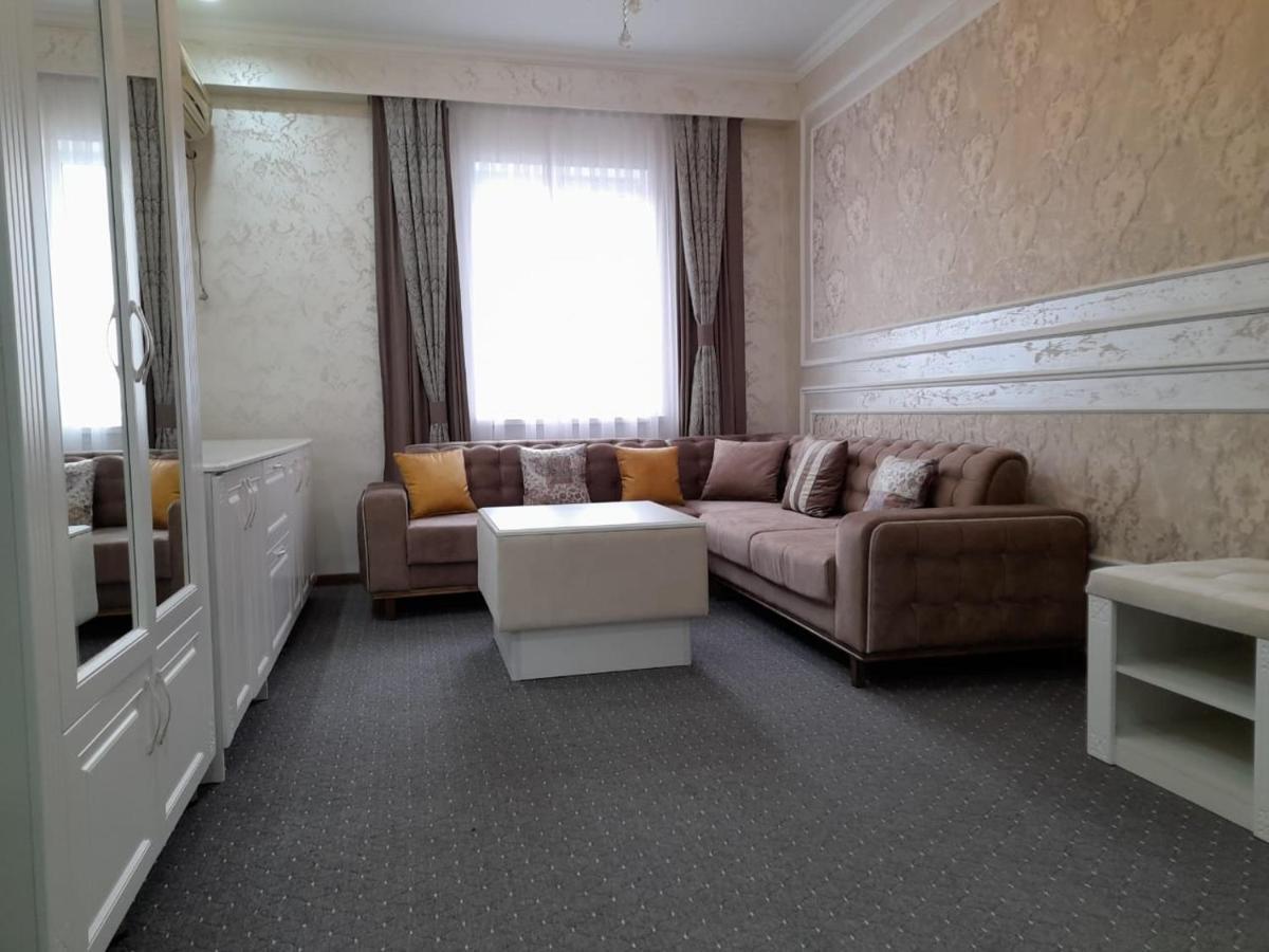 Dora Hotel Shymkent Exterior photo